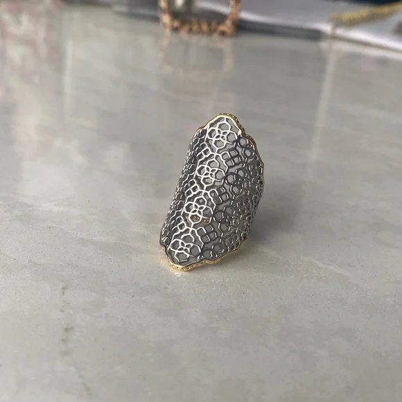 Kendra Scott Gold and Silver Filigree Ring and Pink Makeup Bag - Picture 2 of 6